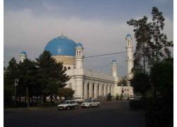 Двухминаретная мечеть