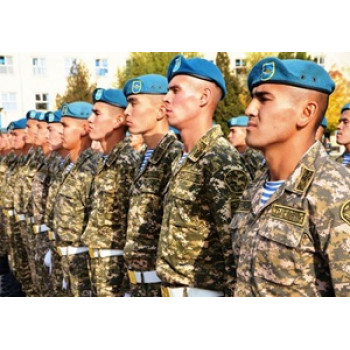 Soldiers discharged to the reserve were issued certificates for free university education